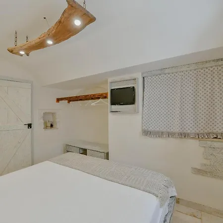 Trulli Colebe Con Piscina Villa Martina Franca