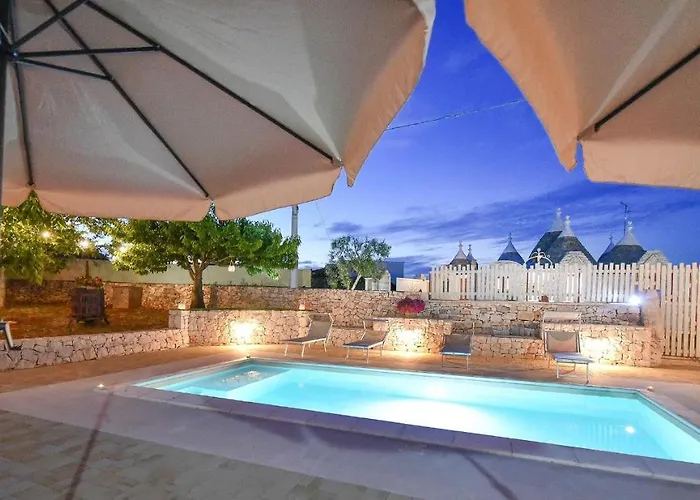 Villa Trulli Colebe Con Piscina *